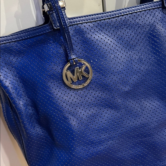 Michael Kors Elegant Blue Tote Bag silver leather purse handbag designer purse - Picture 2 of 9